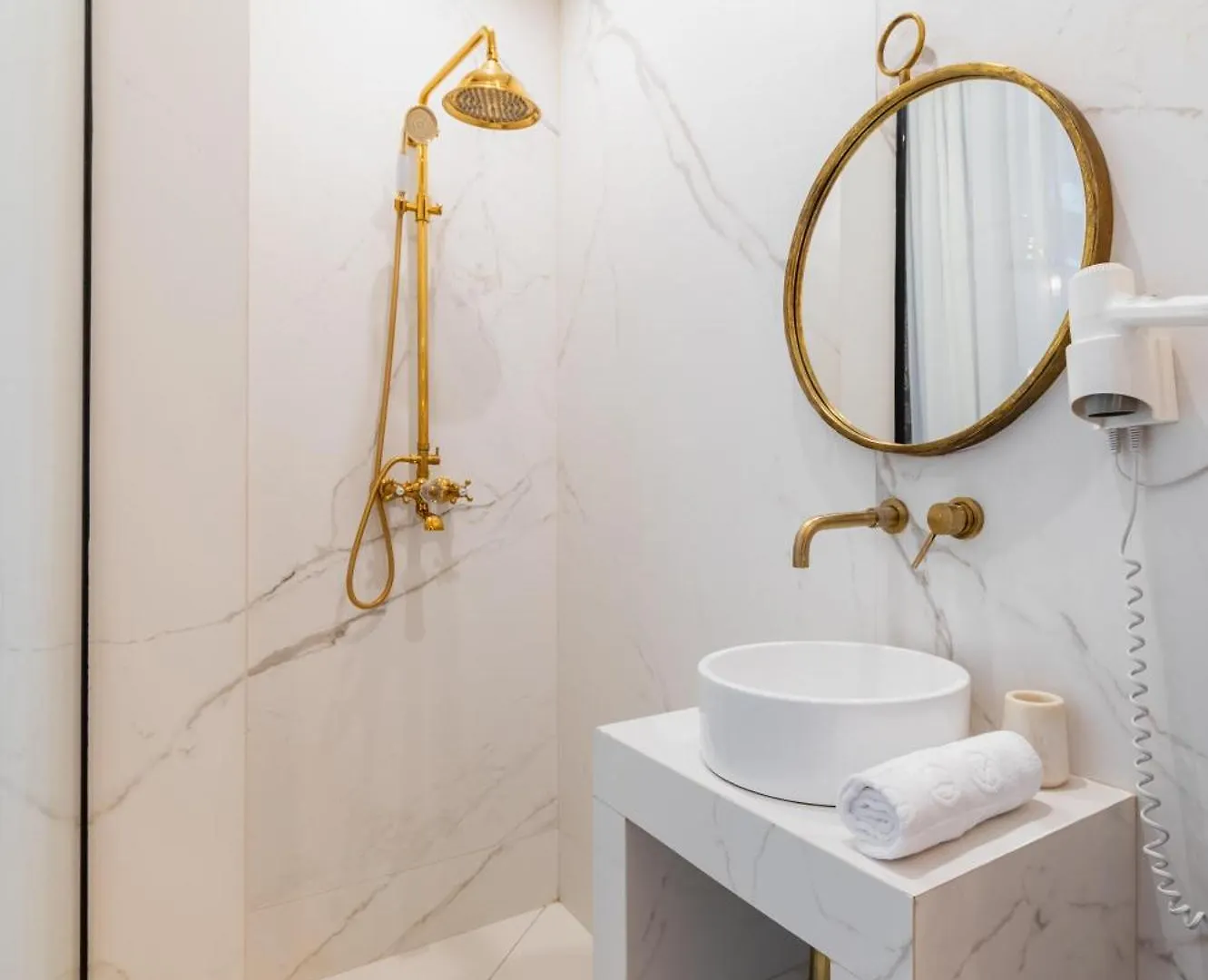 Studio Bien Equipe Proche De Toutes Commodites -2P Paris France