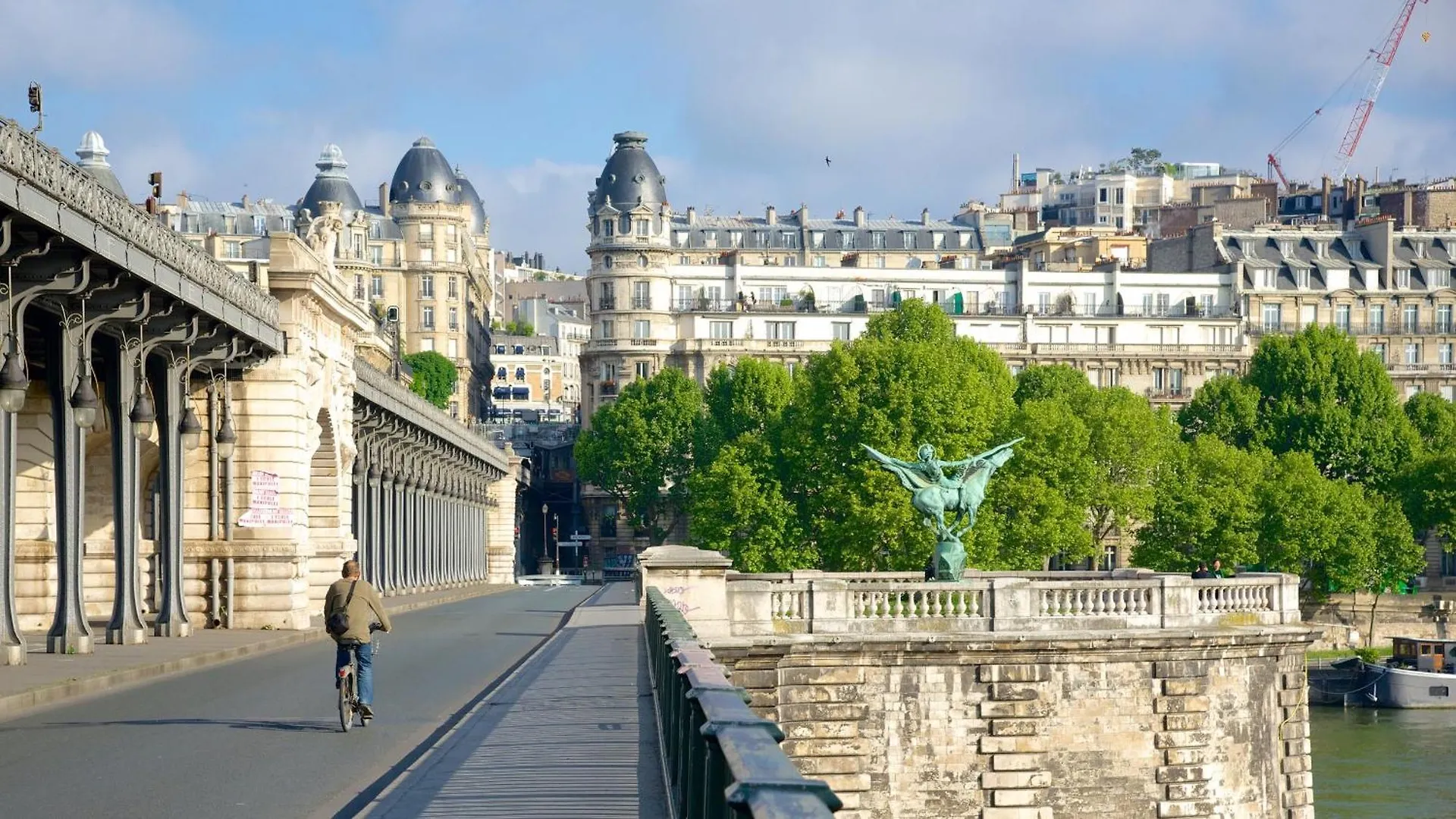 Studio Bien Equipe Proche De Toutes Commodites -2P Paris 0*,  France