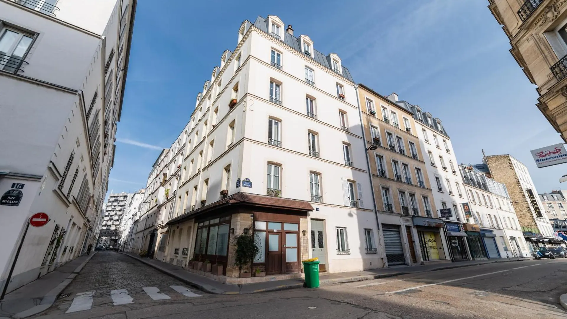 Apartment Studio Bien Equipe Proche De Toutes Commodites -2P Paris